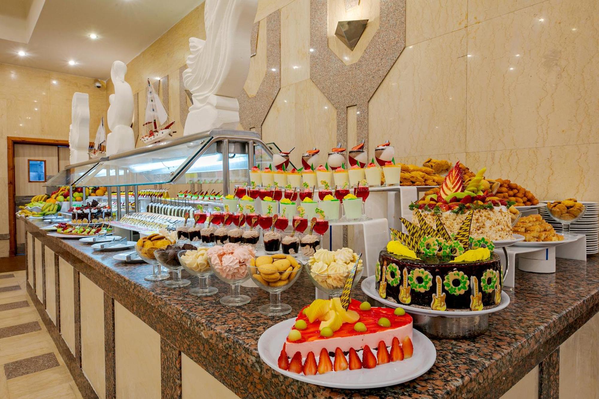 Marlin Inn Azur Resort Hurghada Bagian luar foto