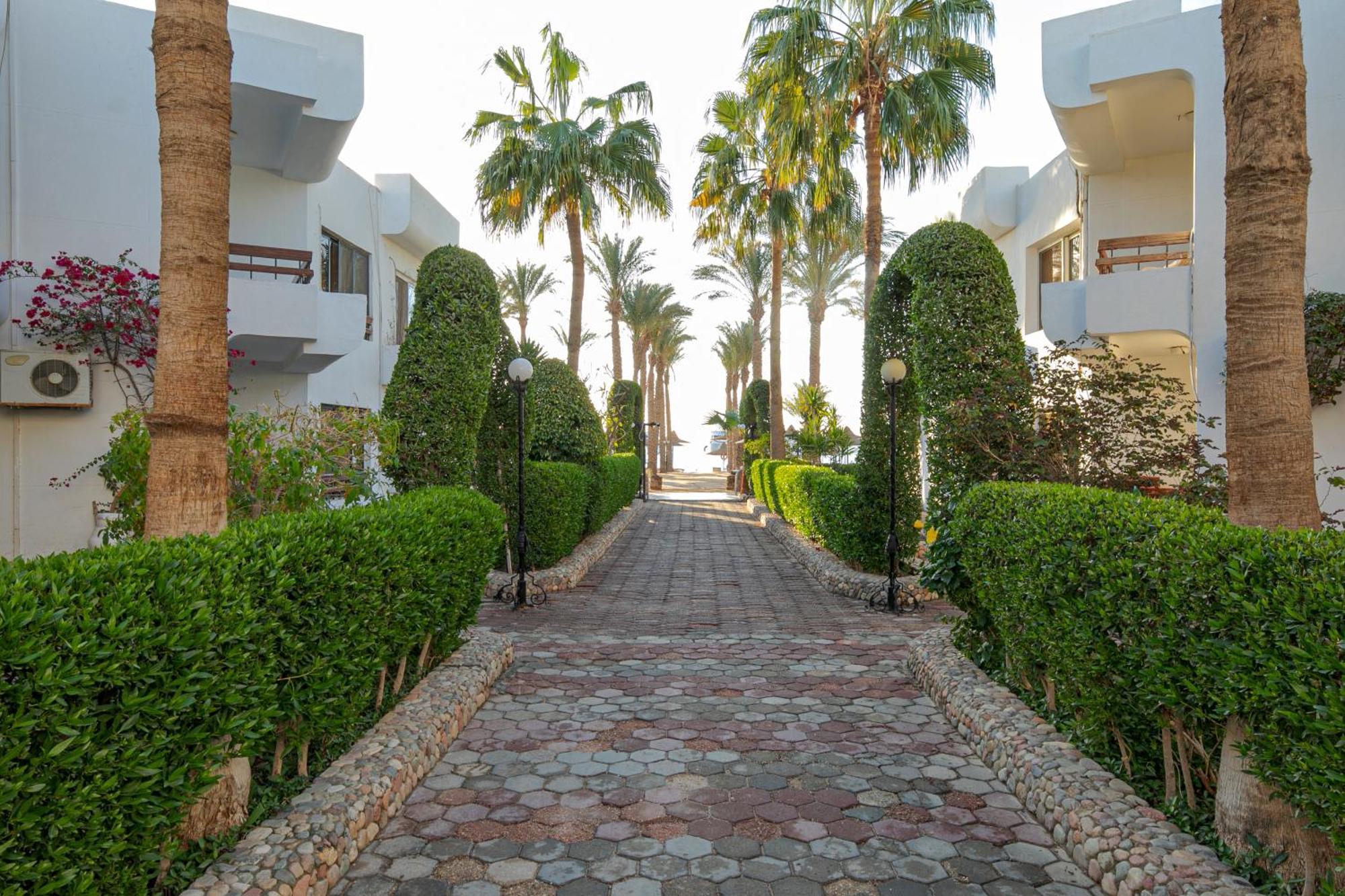 Marlin Inn Azur Resort Hurghada Bagian luar foto