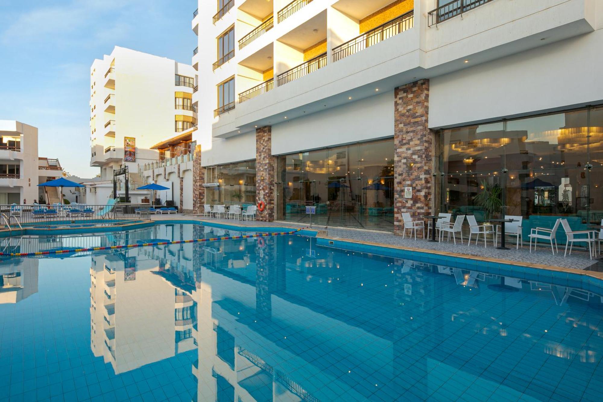 Marlin Inn Azur Resort Hurghada Bagian luar foto