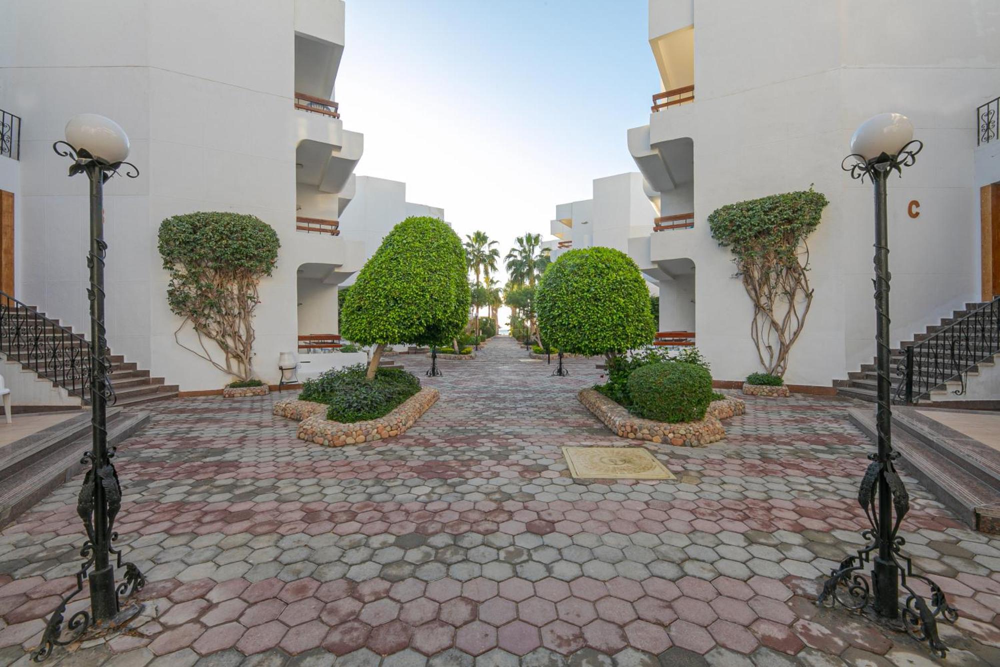 Marlin Inn Azur Resort Hurghada Bagian luar foto