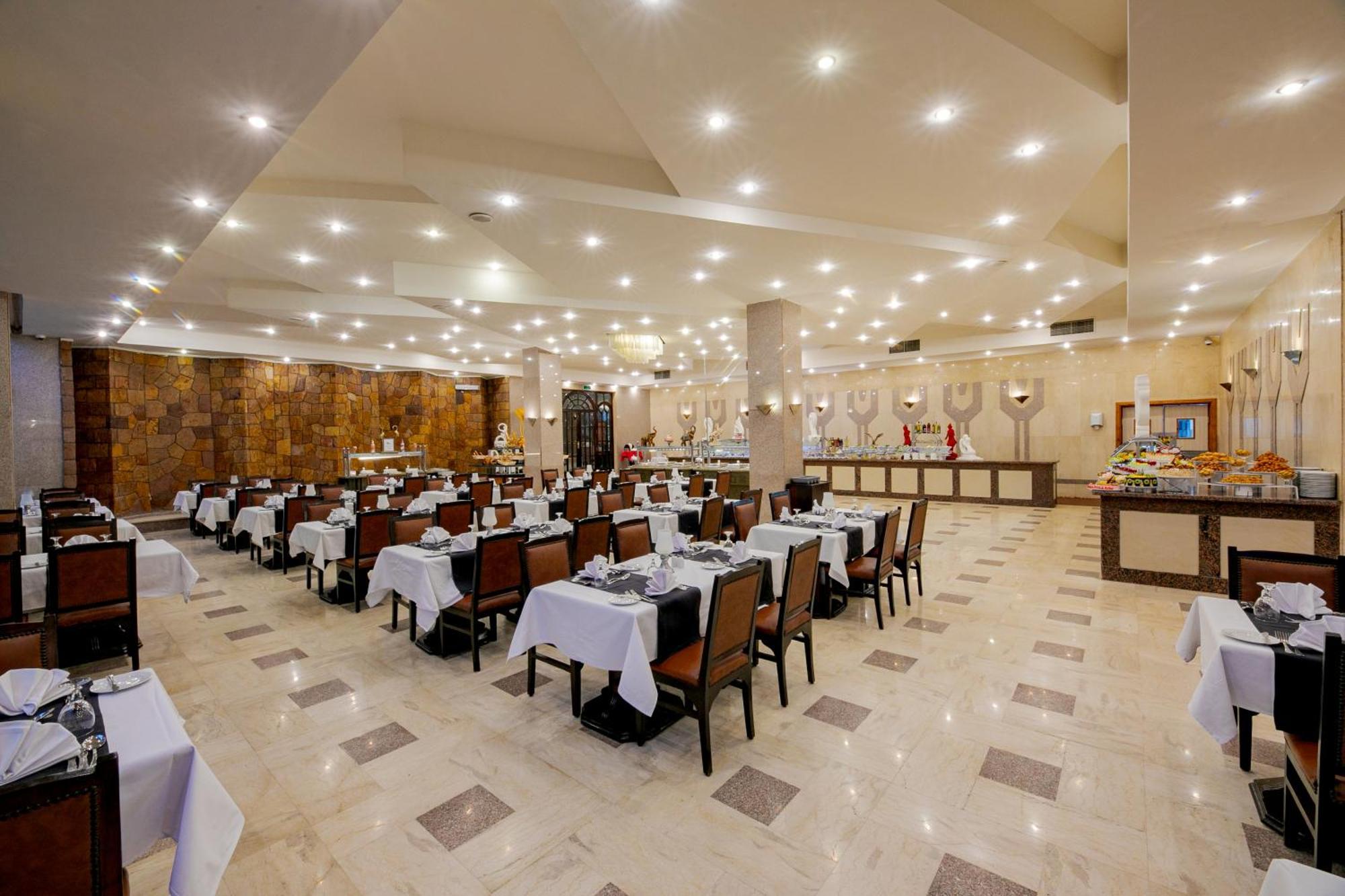 Marlin Inn Azur Resort Hurghada Bagian luar foto