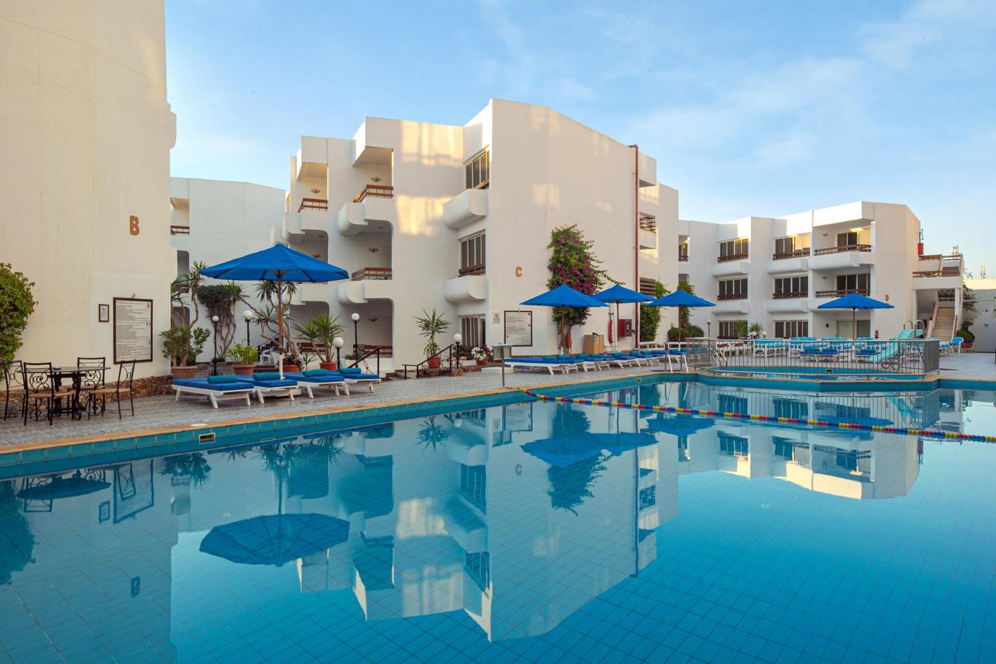 Marlin Inn Azur Resort Hurghada Bagian luar foto
